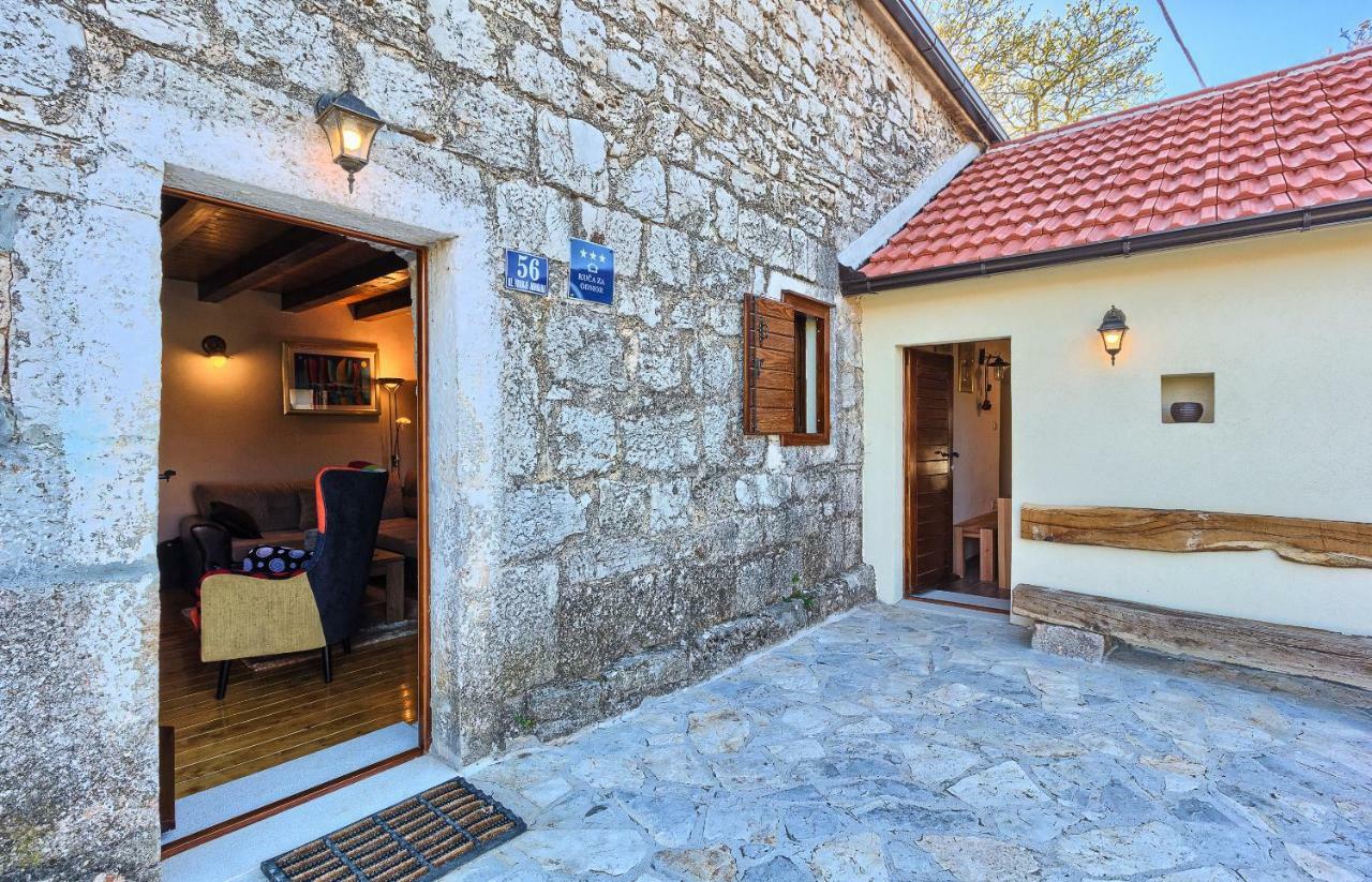 منزل الضيف Biorine  في Dalmatia Stone House - Heated Pool المظهر الخارجي الصورة