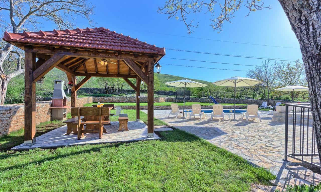 منزل الضيف Biorine  في Dalmatia Stone House - Heated Pool المظهر الخارجي الصورة