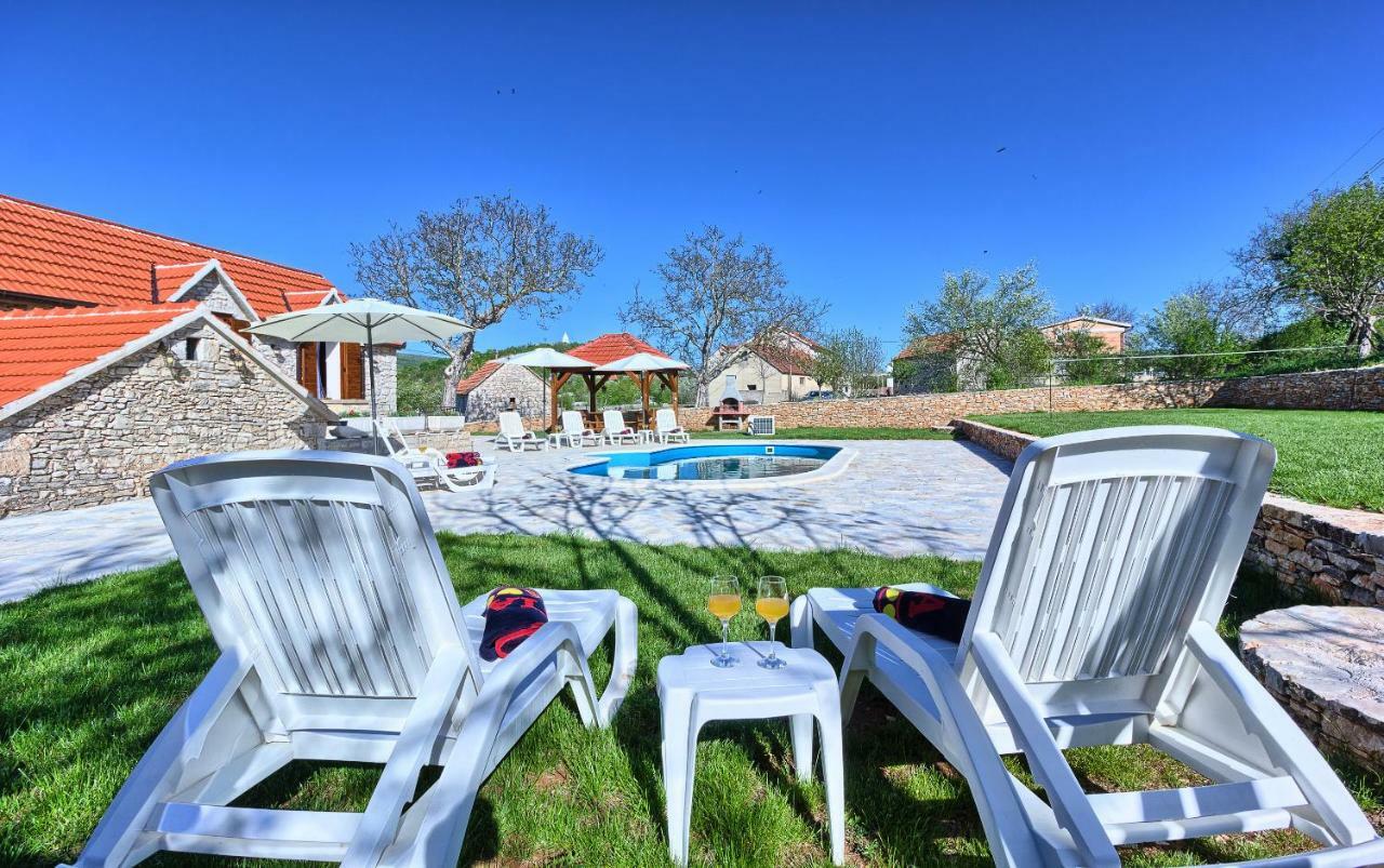 منزل الضيف Biorine  في Dalmatia Stone House - Heated Pool المظهر الخارجي الصورة