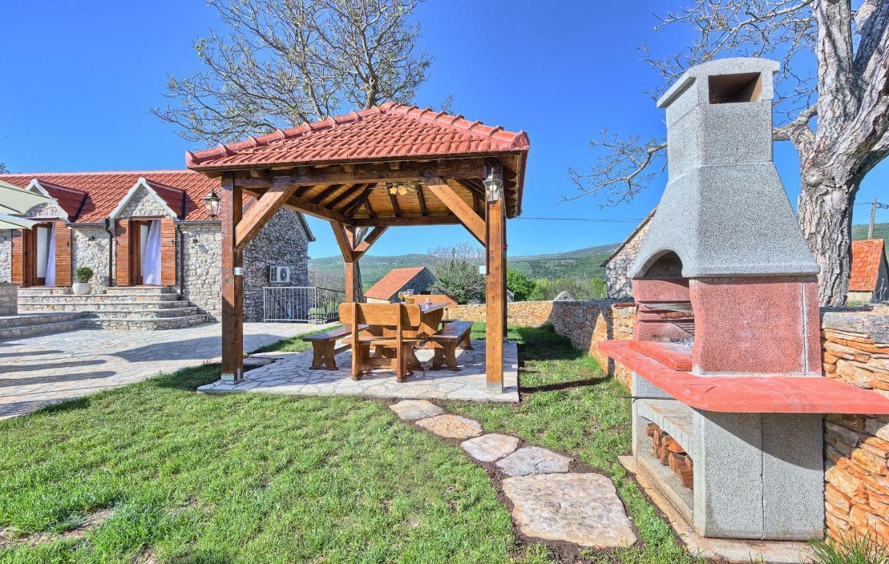 منزل الضيف Biorine  في Dalmatia Stone House - Heated Pool المظهر الخارجي الصورة