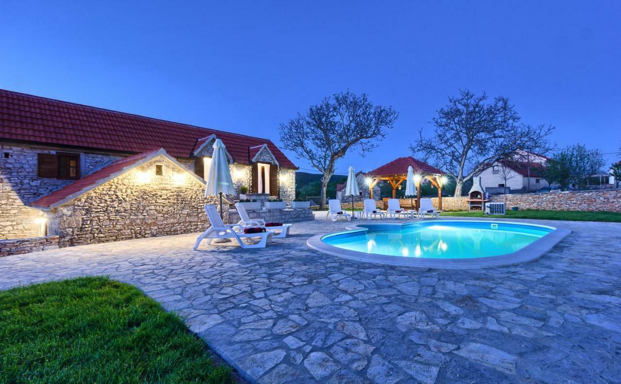 منزل الضيف Biorine  في Dalmatia Stone House - Heated Pool المظهر الخارجي الصورة