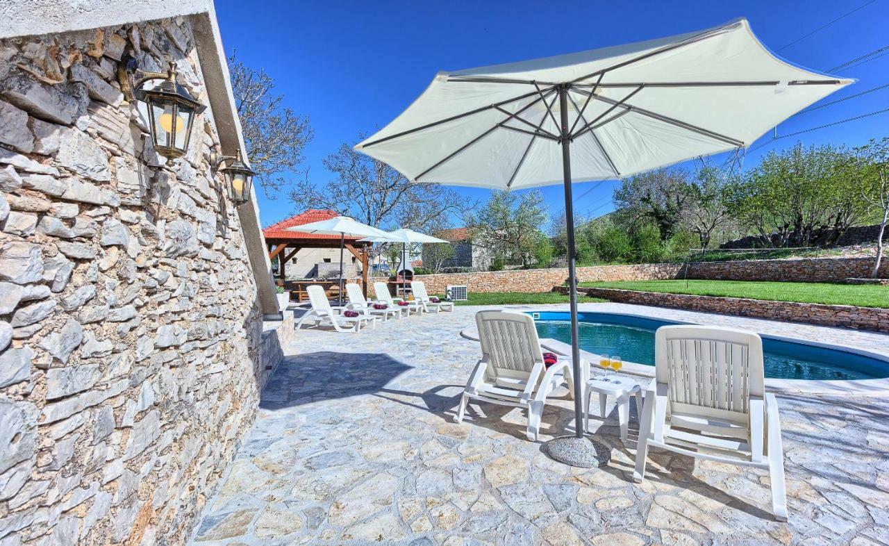 منزل الضيف Biorine  في Dalmatia Stone House - Heated Pool المظهر الخارجي الصورة
