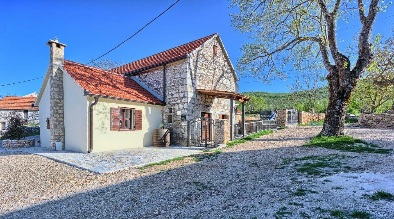 منزل الضيف Biorine  في Dalmatia Stone House - Heated Pool المظهر الخارجي الصورة