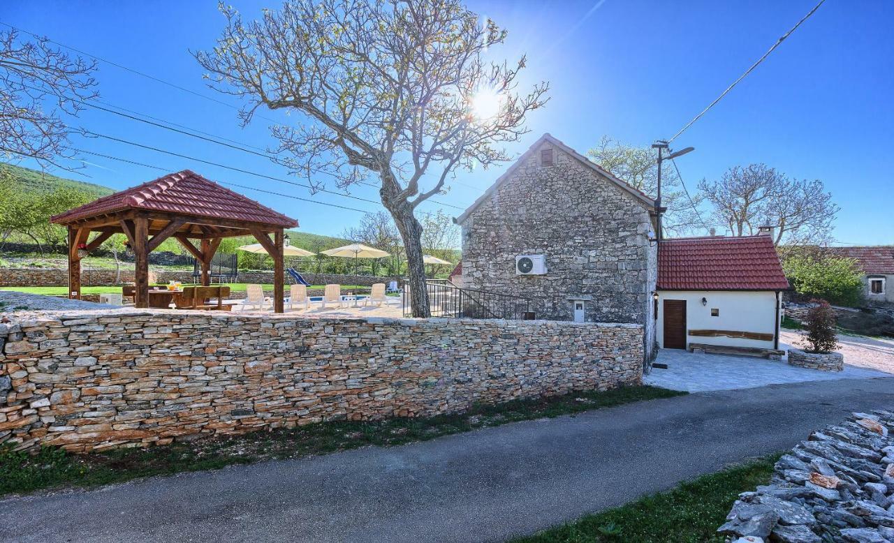 منزل الضيف Biorine  في Dalmatia Stone House - Heated Pool المظهر الخارجي الصورة
