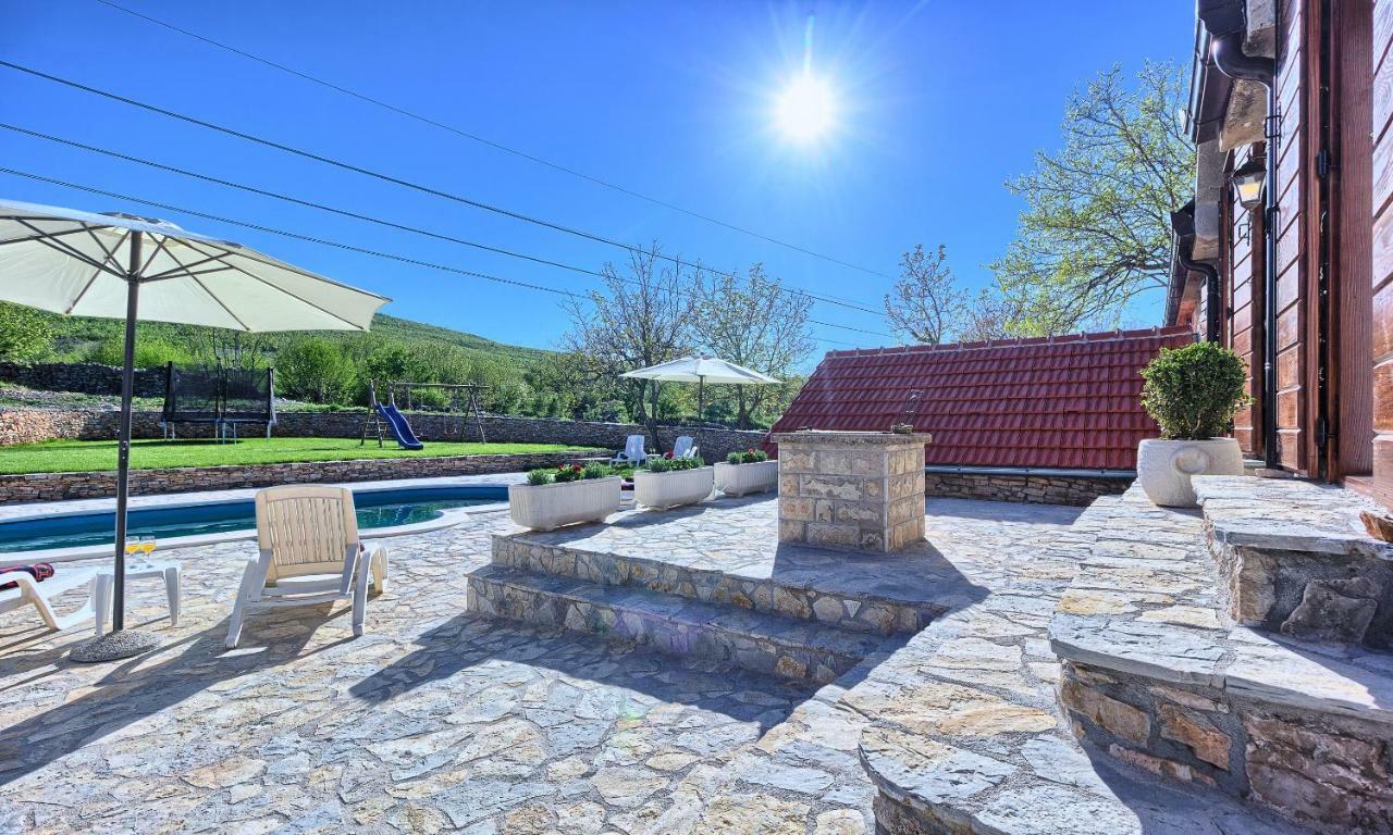 منزل الضيف Biorine  في Dalmatia Stone House - Heated Pool المظهر الخارجي الصورة